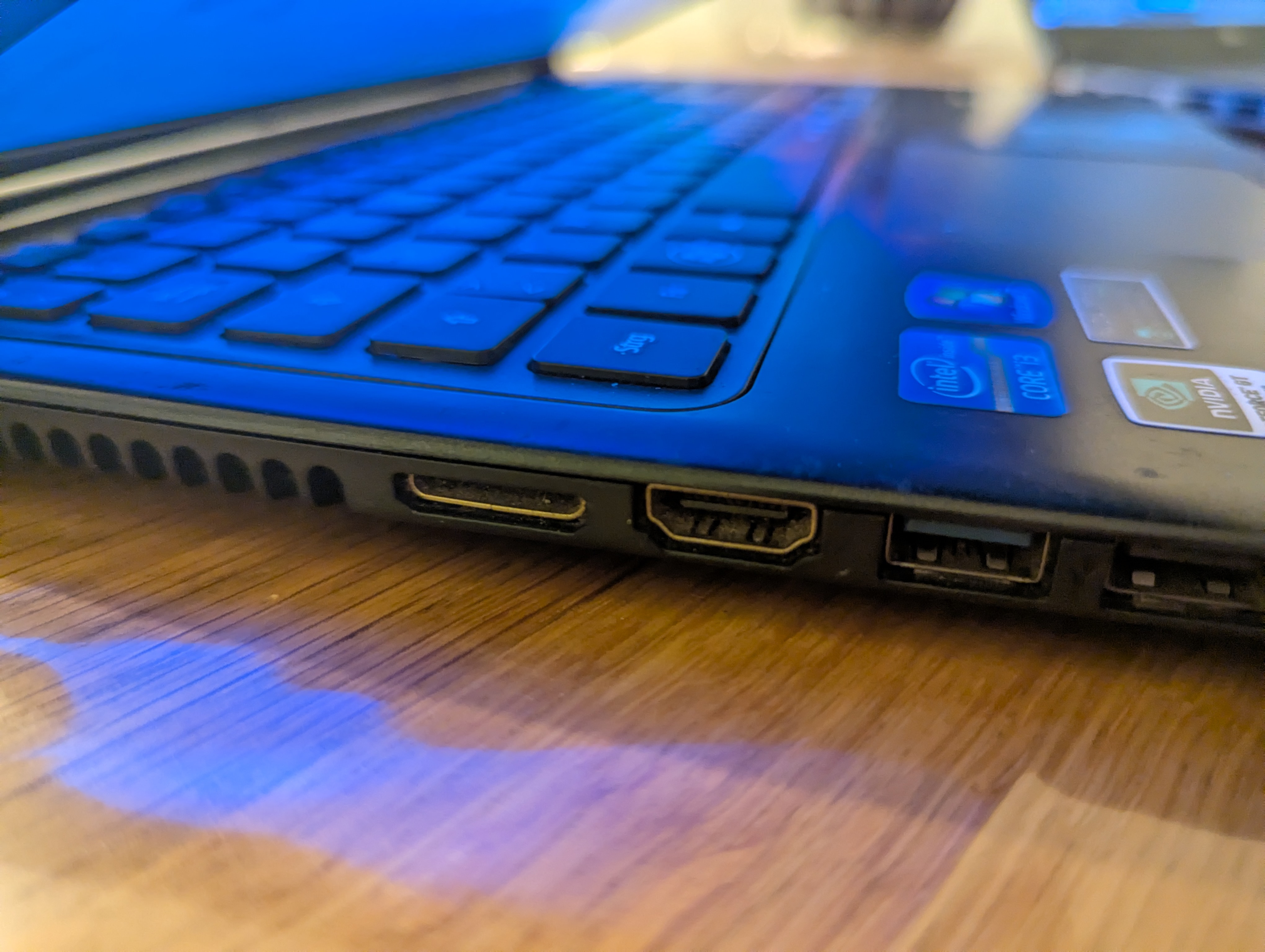 Acer Aspire V5-571G (3) Acer Aspire V5-571G (3)